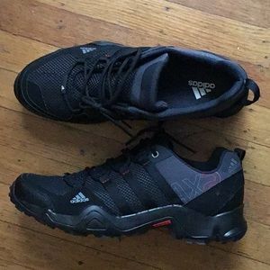 New with box Adidas AX2 trail shoes men’s sz 10.5